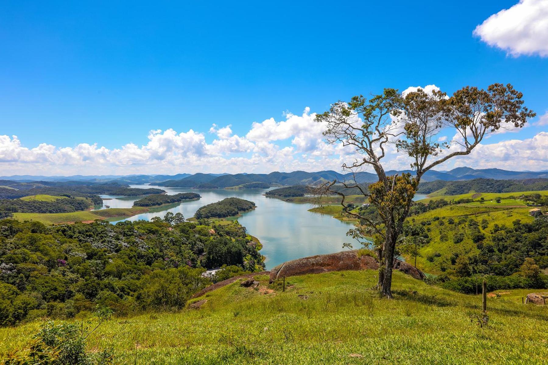 Pousada Iguatiba Hotel Paraibuna Bagian luar foto